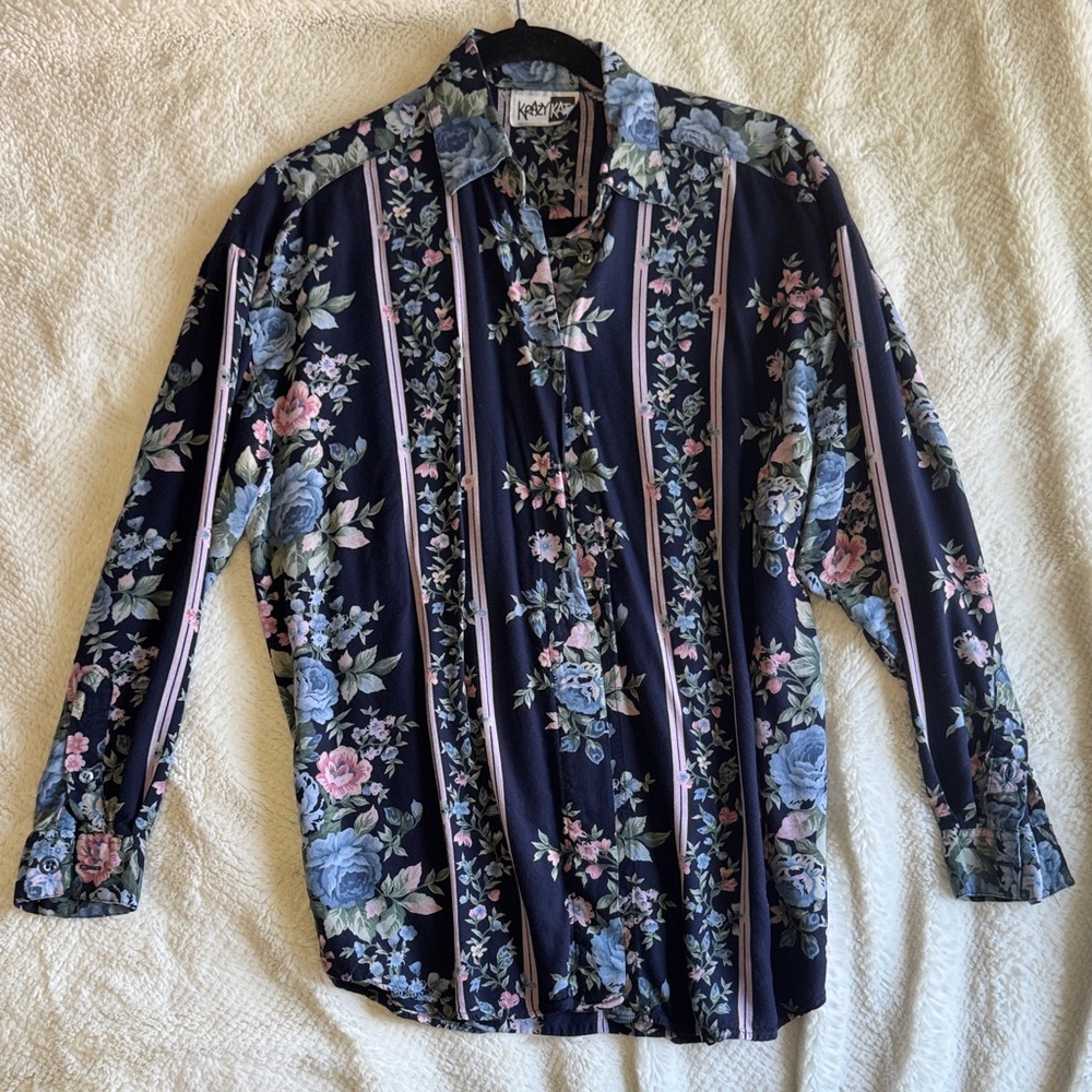 Krazy Kat Navy Floral women’s Shirt